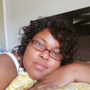 Meet your Posher, Ebonee